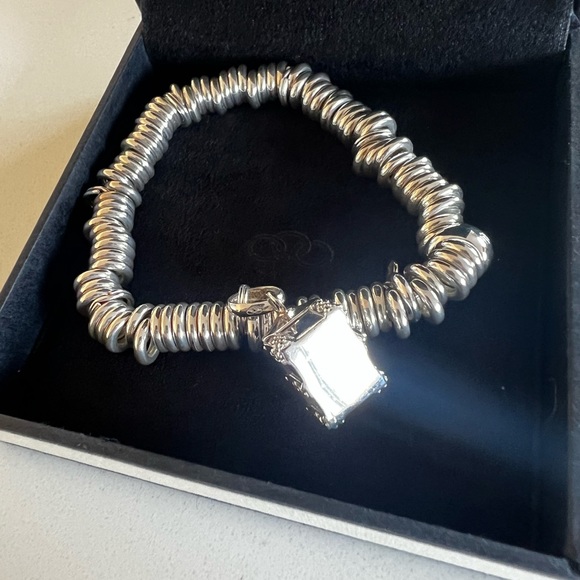 Links of London Sterling Silver Sweetie Stretch Bracelet with Charm. - Picture 2 of 4